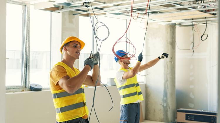 What Is an Electrical Contractor? 
